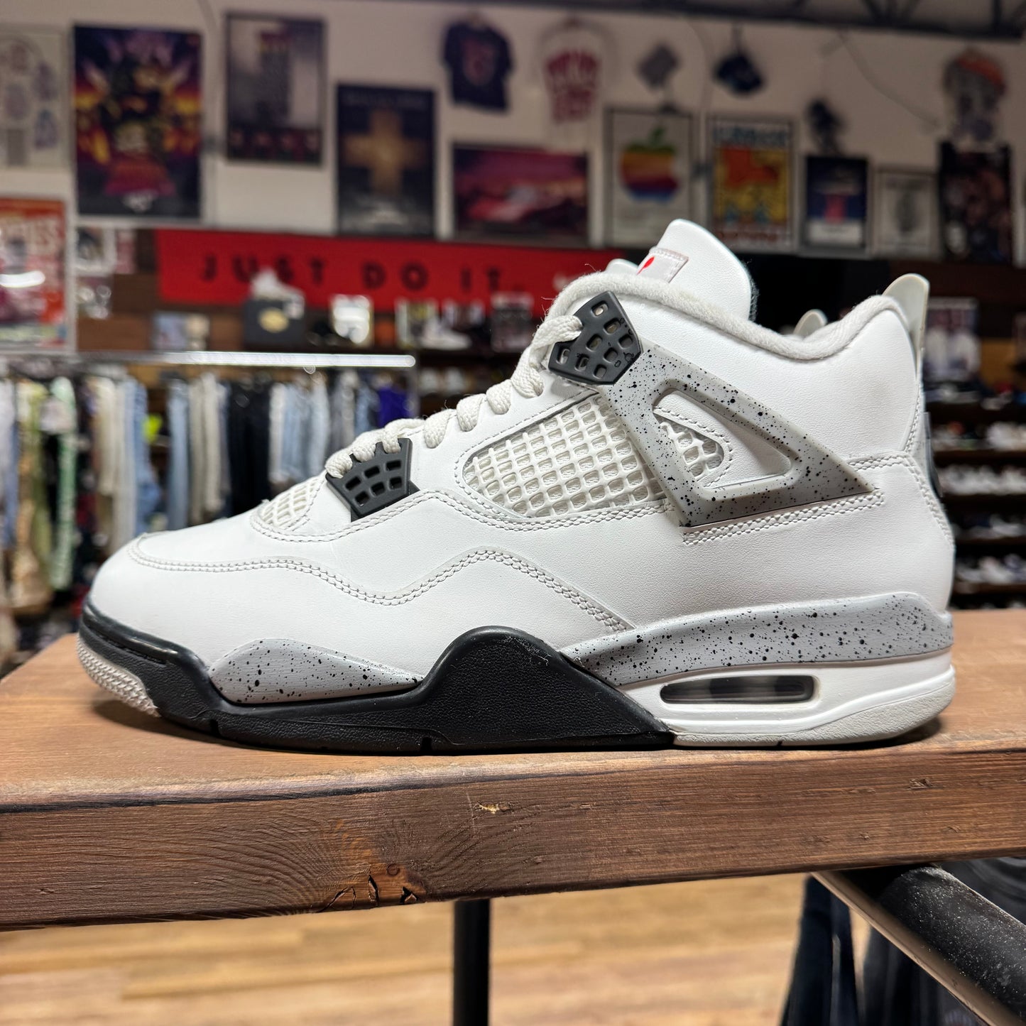 Jordan 4 'White Cement' Size 8