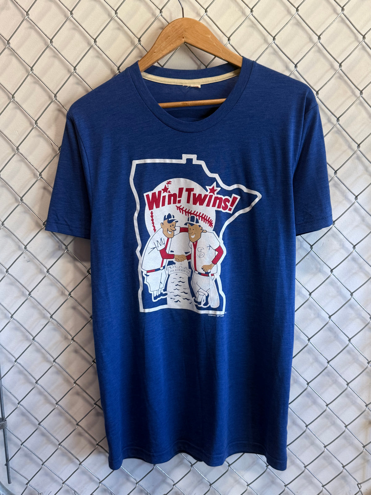 Minnesota Twins Baseball Graphic Tee Size Medium