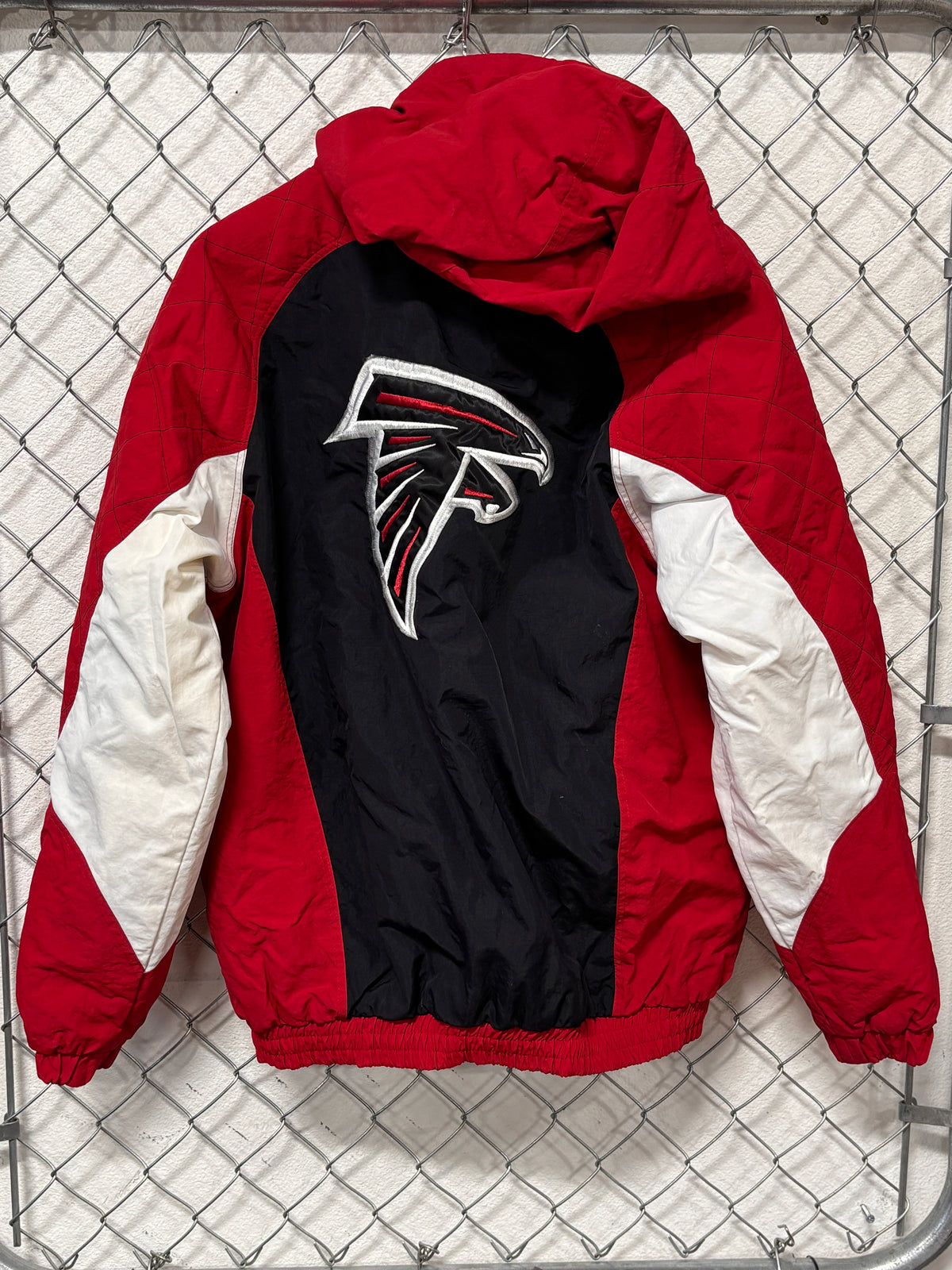 Starter Atlanta Falcons NFL Logo Red Puffer Jacket Size Large