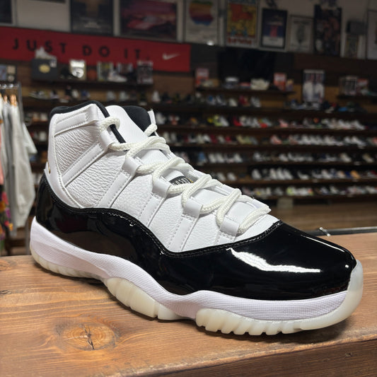 Jordan 11 'Gratitude' Size 11.5 (DS)