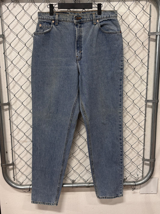 Vintage 90's Levi's 551 Relaxed Fit Tapered Leg Denim Jeans Size 32x32