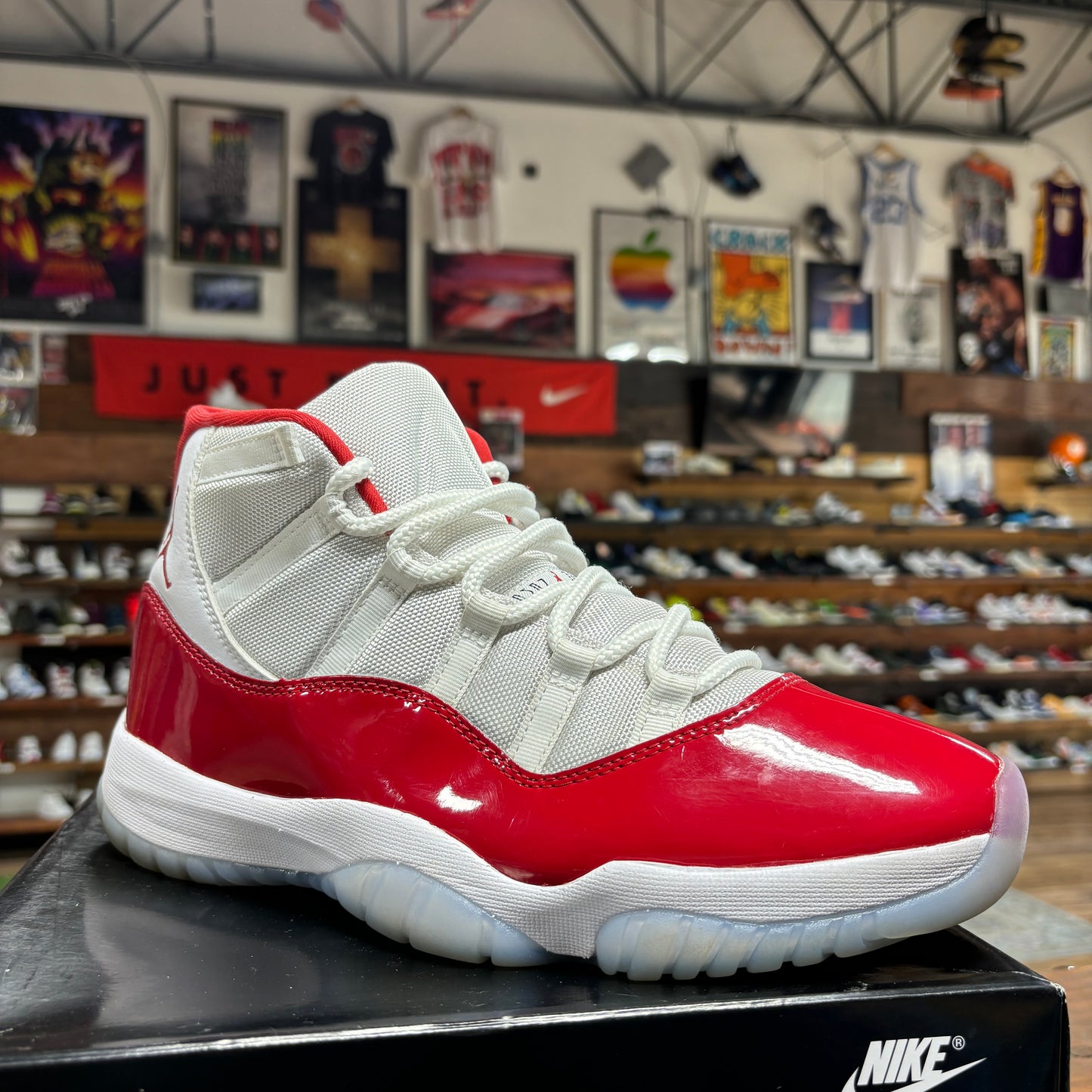 Jordan 11 'Cherry' Size 11.5