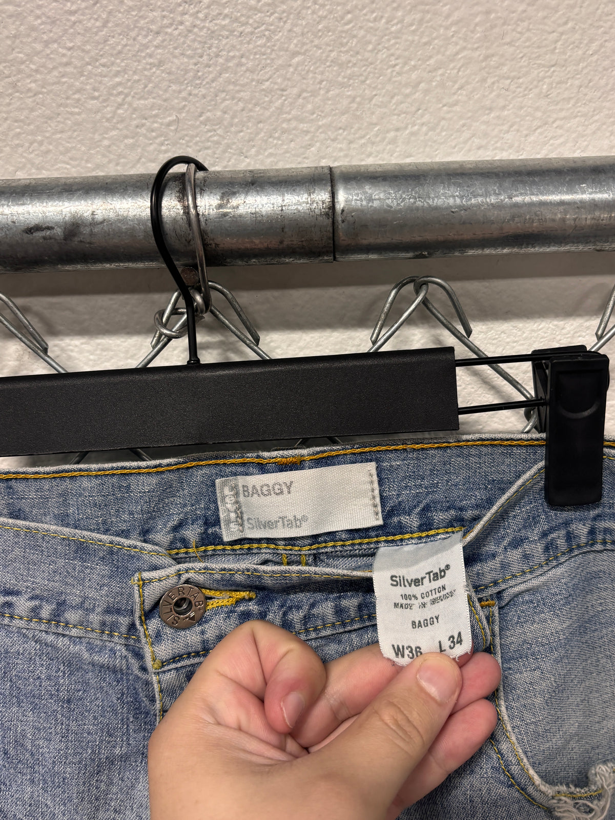 Y2K Levi's Silver Tab Distressed Baggy Denim Jeans Size 36x32