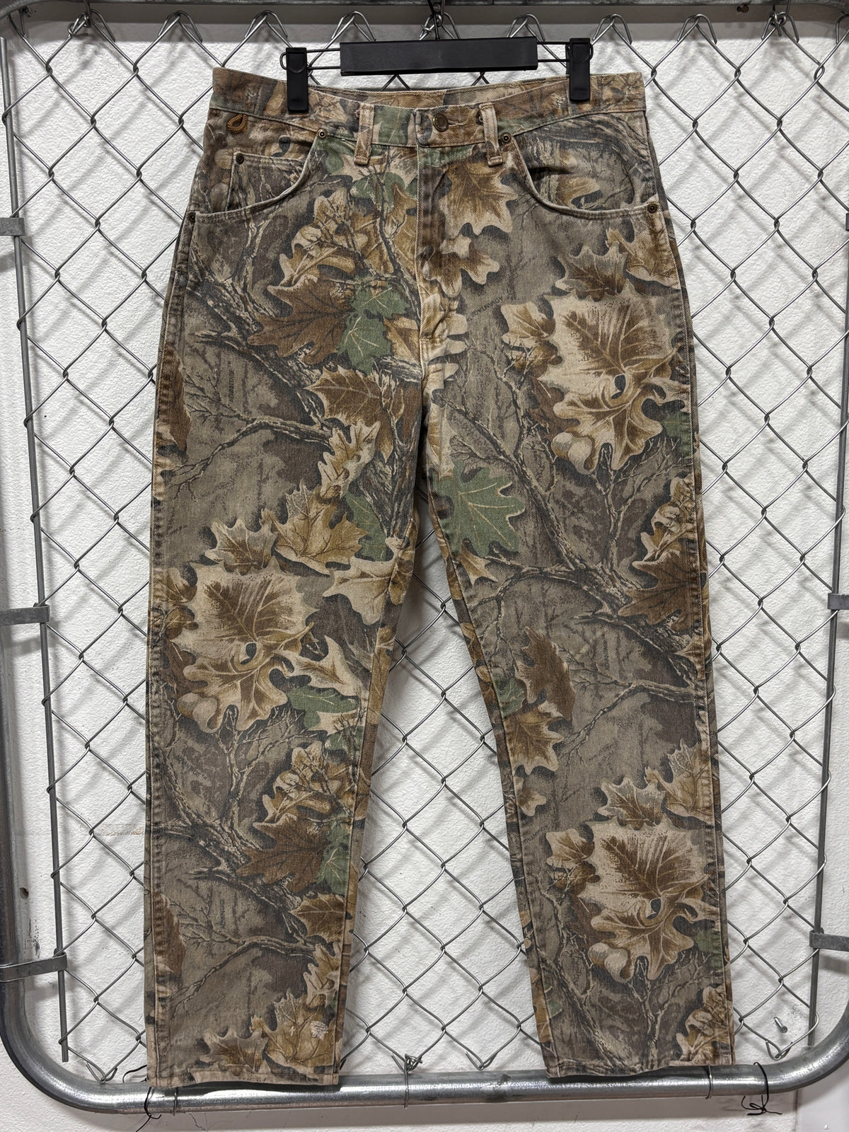 Vintage Wrangler Woodland Camo Rugged Wear Hunting Jeans Size 32x30