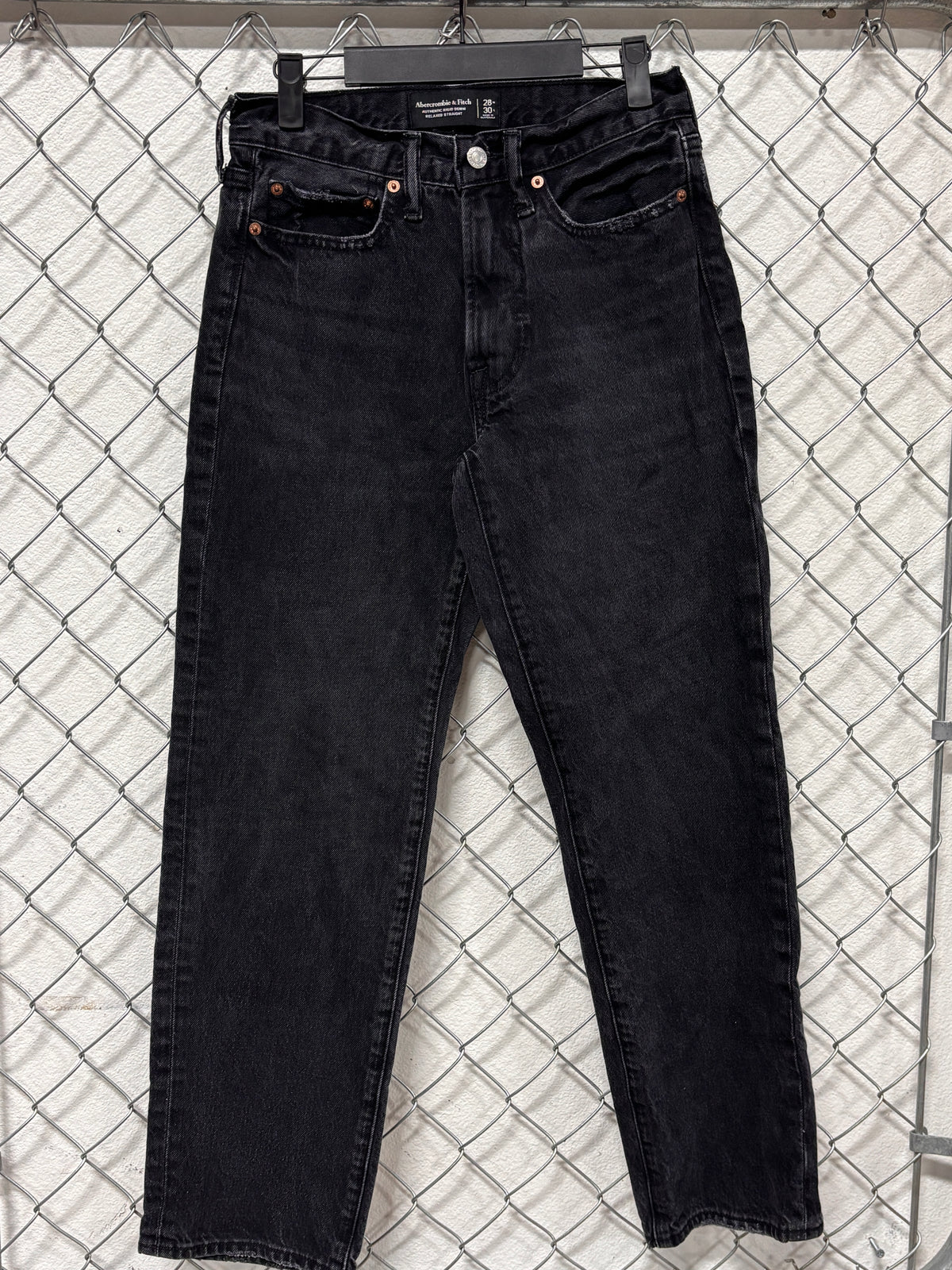 Abercrombie and Fitch Black Relaxed Straight Rigid Denim Jeans Size 27x29