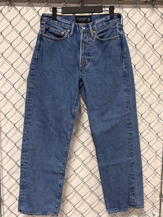 Abercrombie and Fitch Relaxed Straight Rigid Denim Jeans Size 28x28