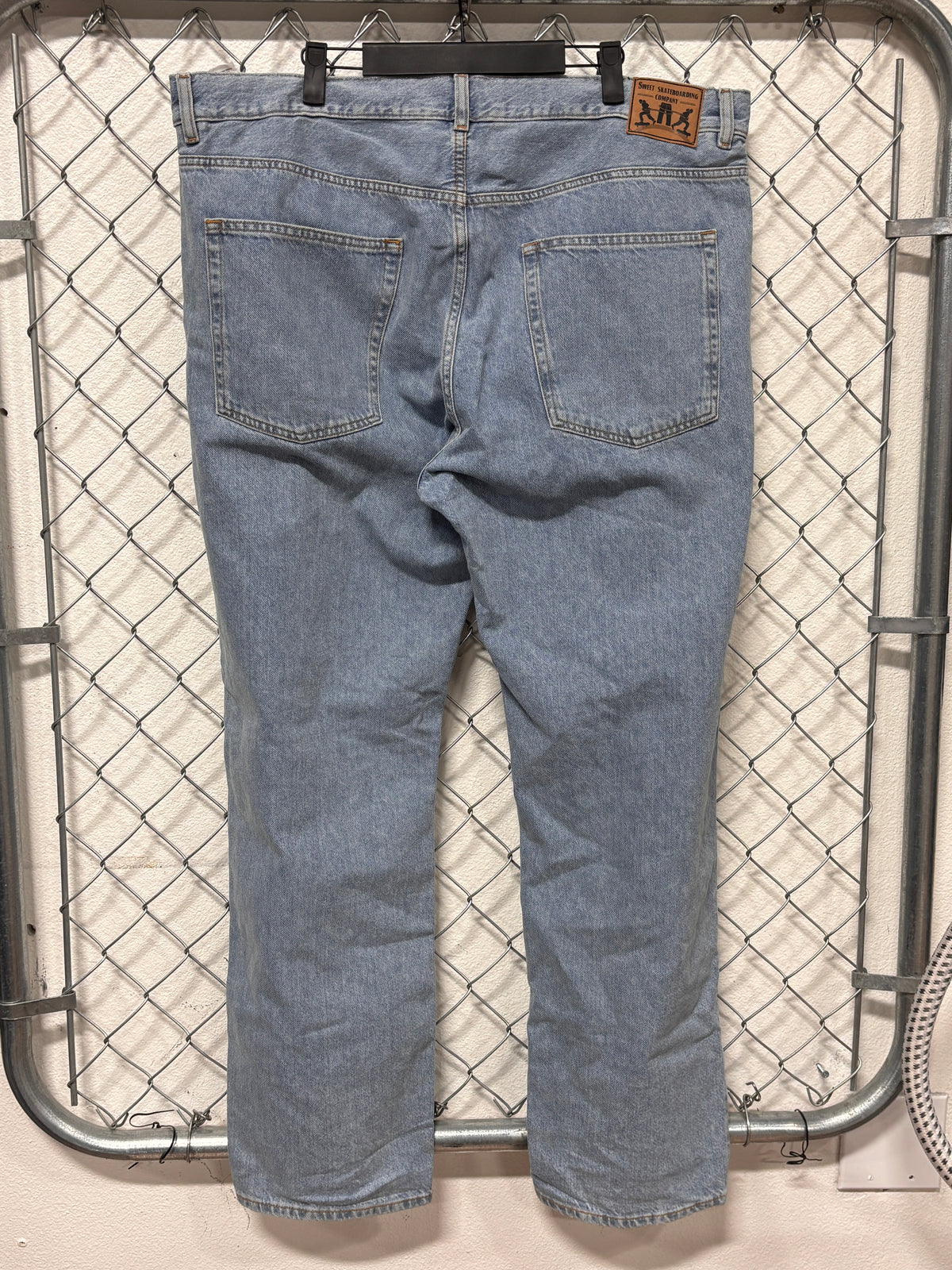 Sweet Skateboarding Company Light Wash Baggy Denim Skater Jeans Size 38x32