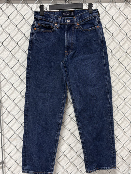 Abercrombie and Fitch Relaxed Straight Rigid Denim Jeans Size 27x28