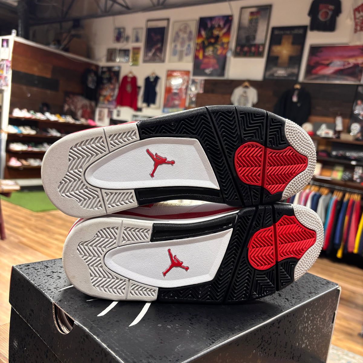 Jordan 4 'Red Cement' Size 9