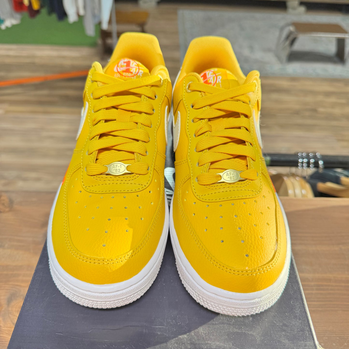 Nike AF1 Low '40th Anniversary Yellow Ochre' Size 7W/5.5Y