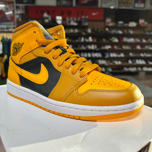 Jordan 1 Mid 'Chutney Taxi' Size 7W