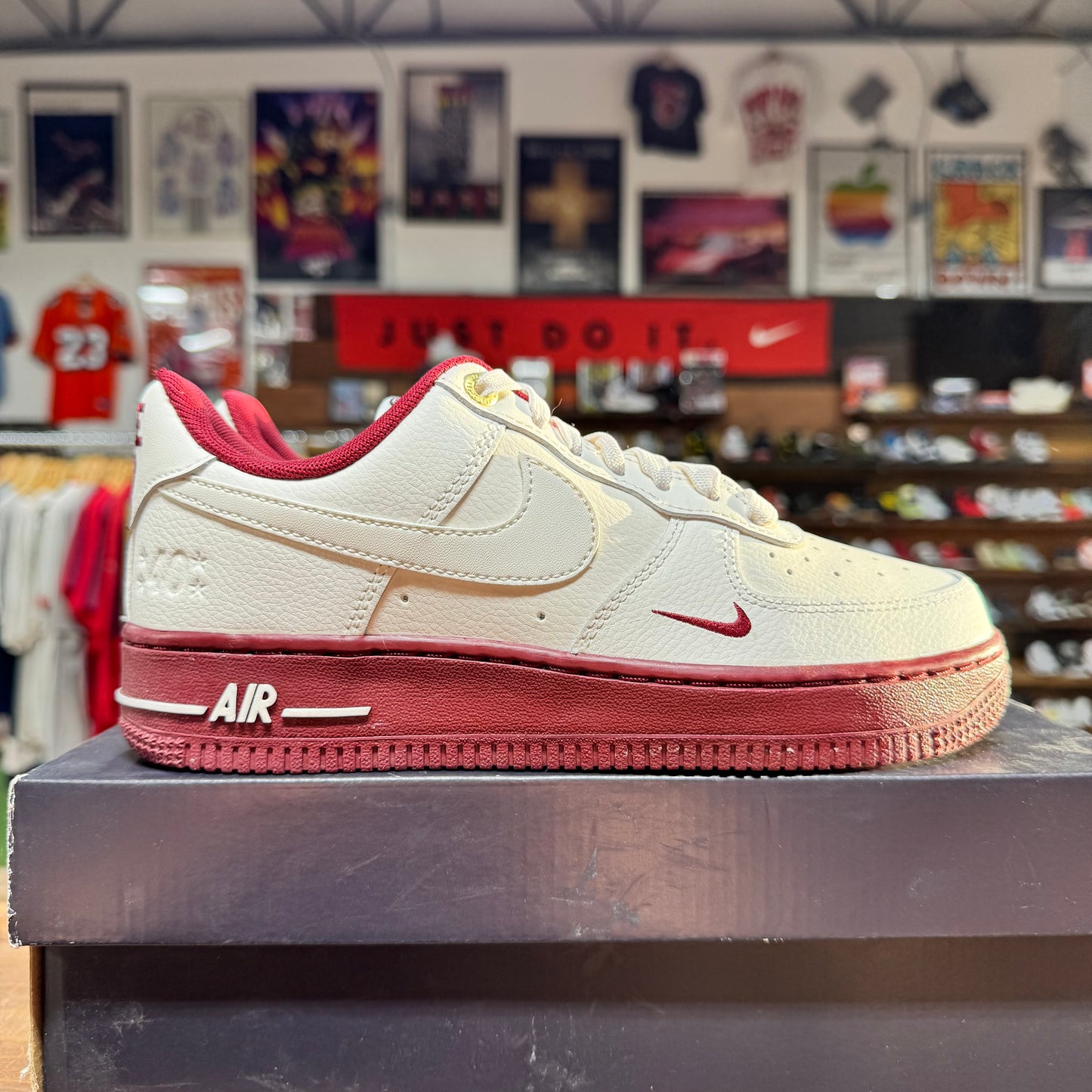 Nike AF1 Low '40th Anniversary Red' Size 6.5W/5Y
