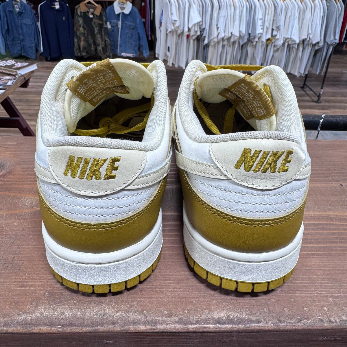 Nike Dunk Low 'Bronzine' Size 9.5