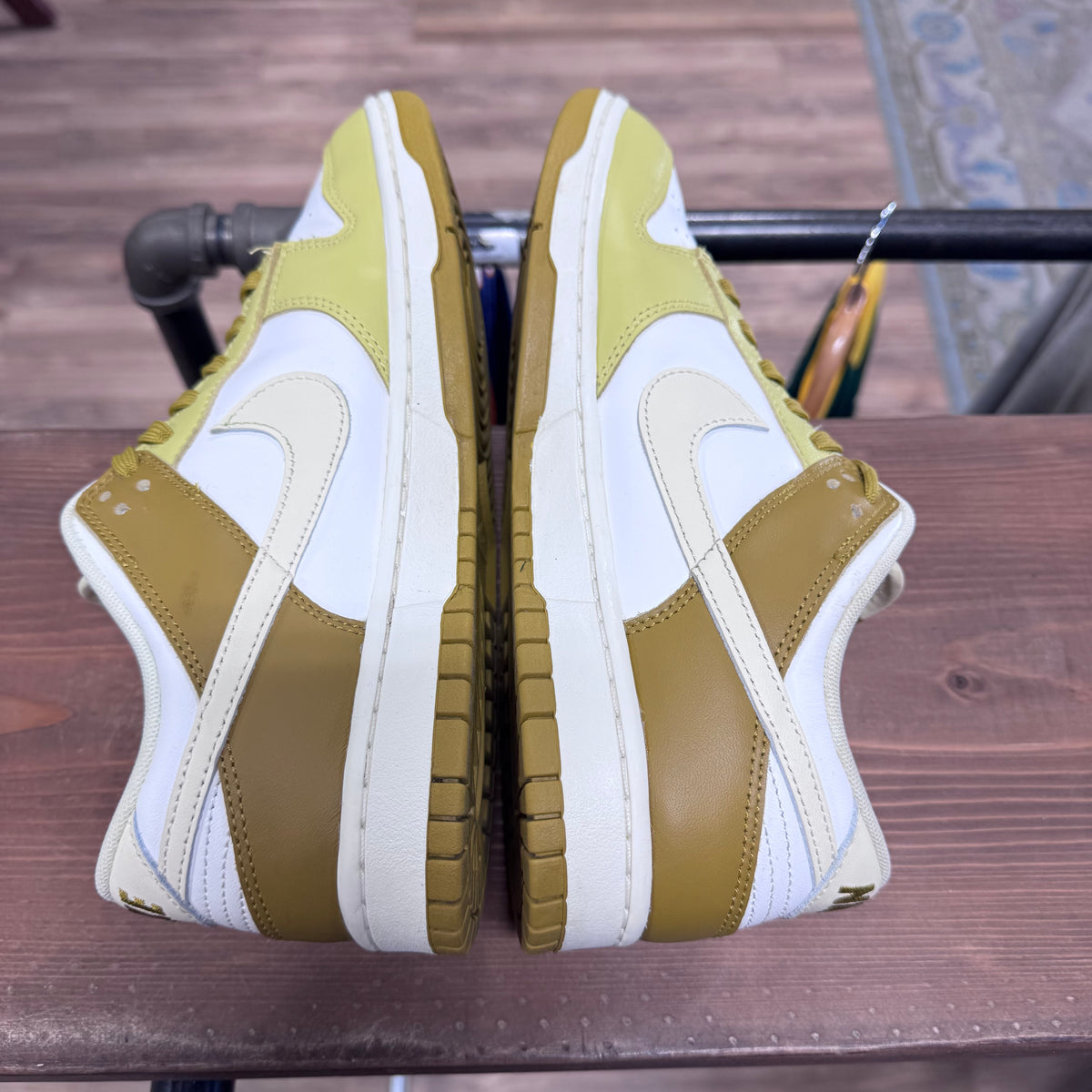 Nike Dunk Low 'Bronzine' Size 9.5
