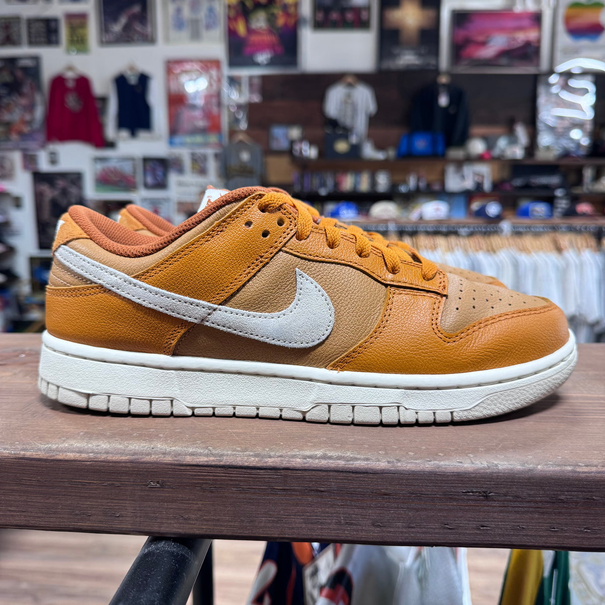 Nike Dunk Low 'Monarch' Size 9