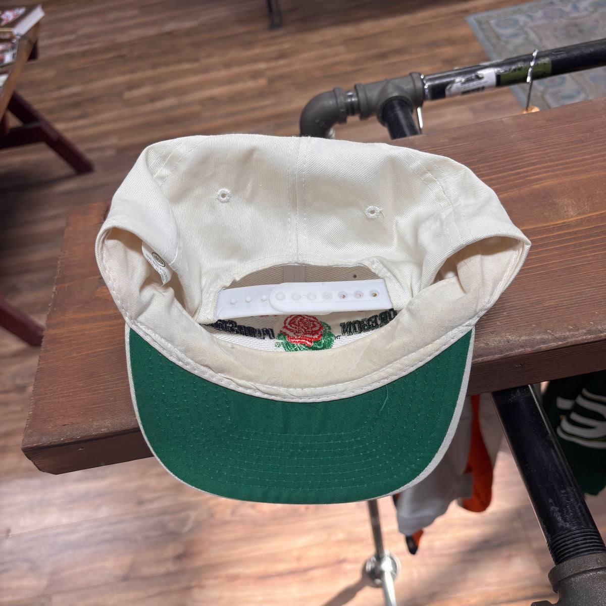 Vintage 1995 Rose Bowl Oregon Penn State Pasadena White Snapback Hat