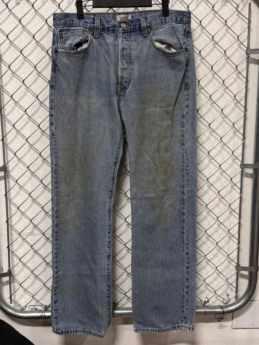 Y2K Levi's 501 Light Wash Denim Jeans Size 33x33