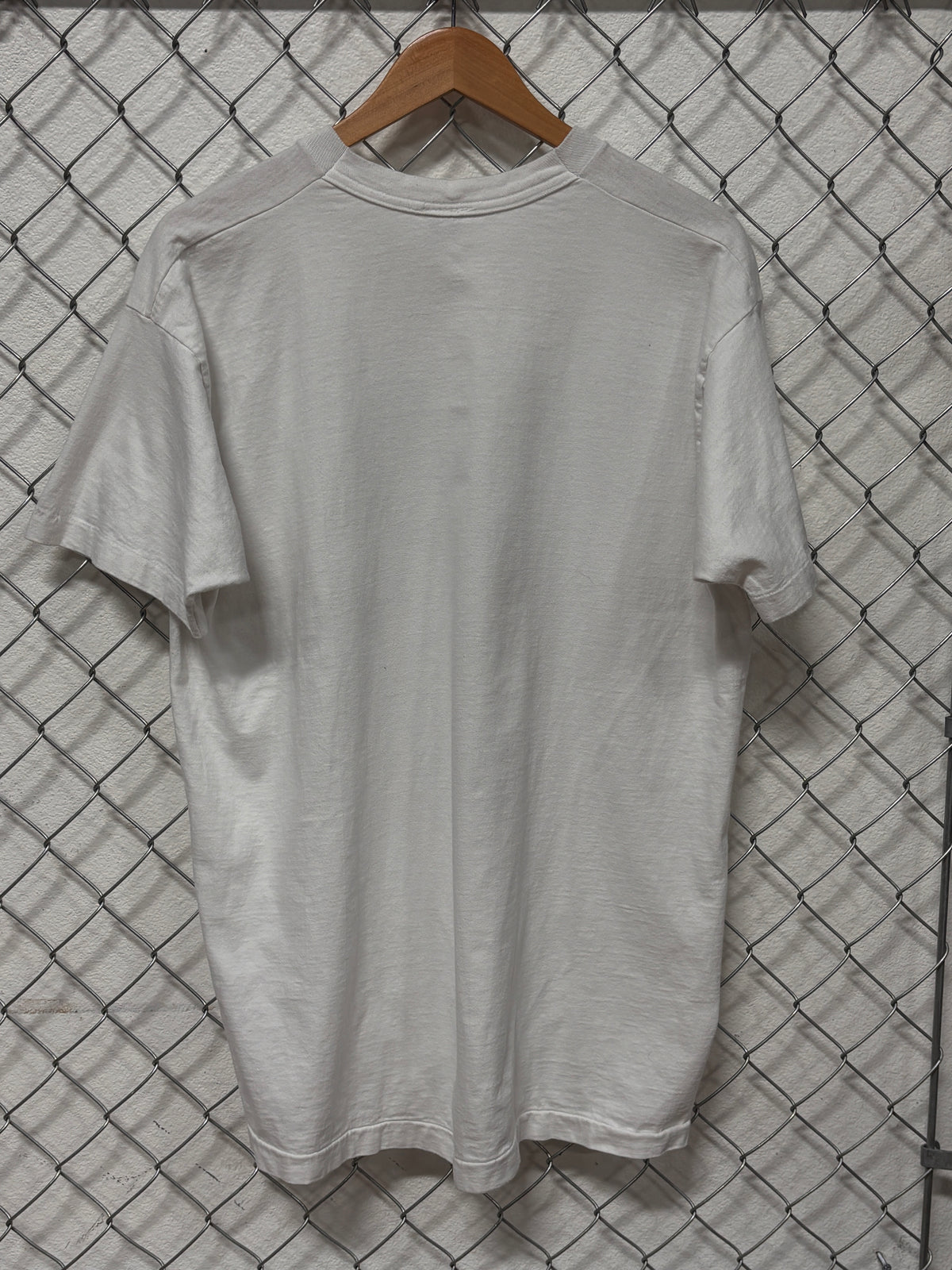 Vintage 90's Badlands South Dakota Native American Moccasin Graphic Tee Size XL