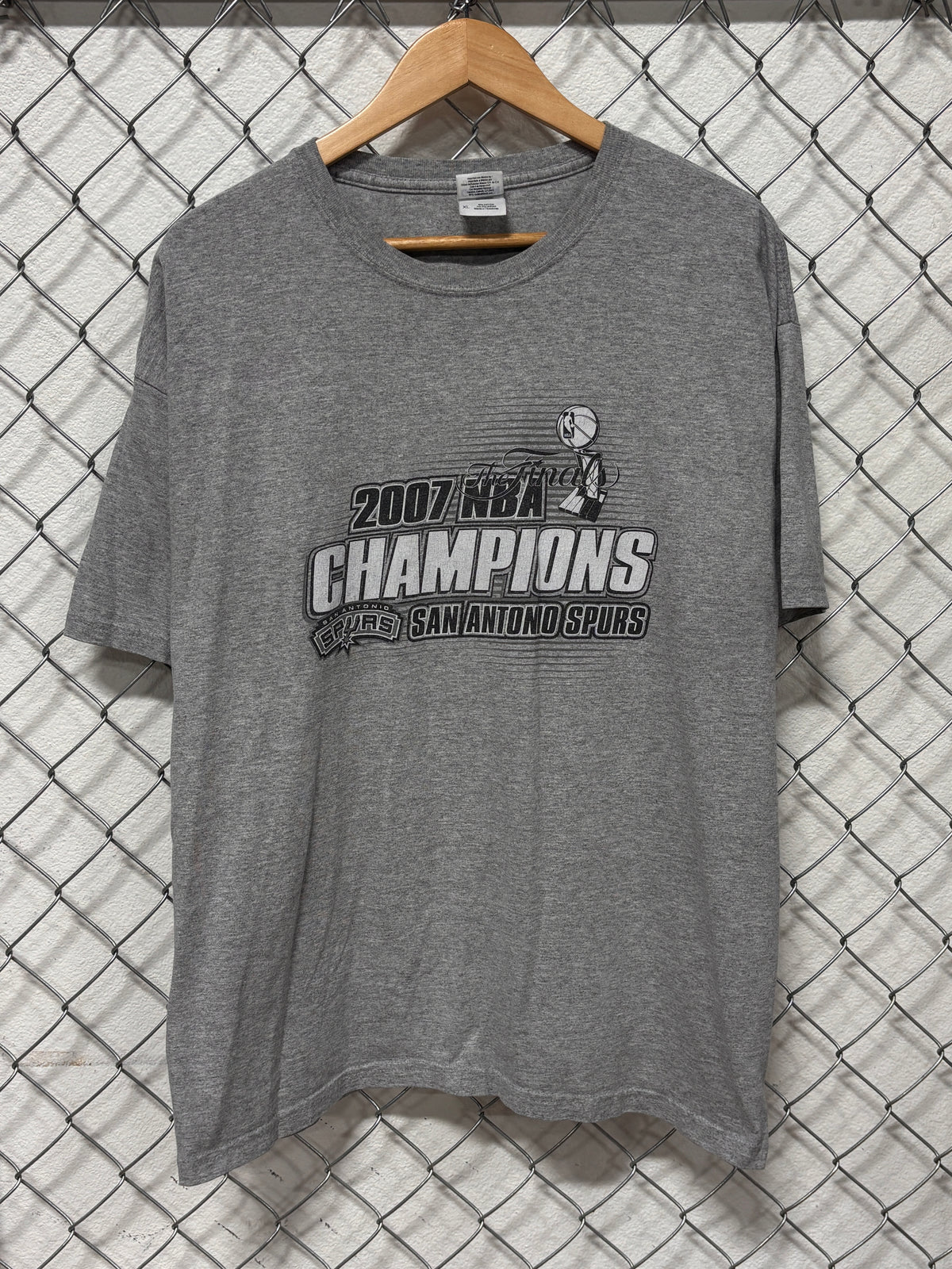 Y2K San Antonio Spurs NBA Champions Graphic Tee Size XL