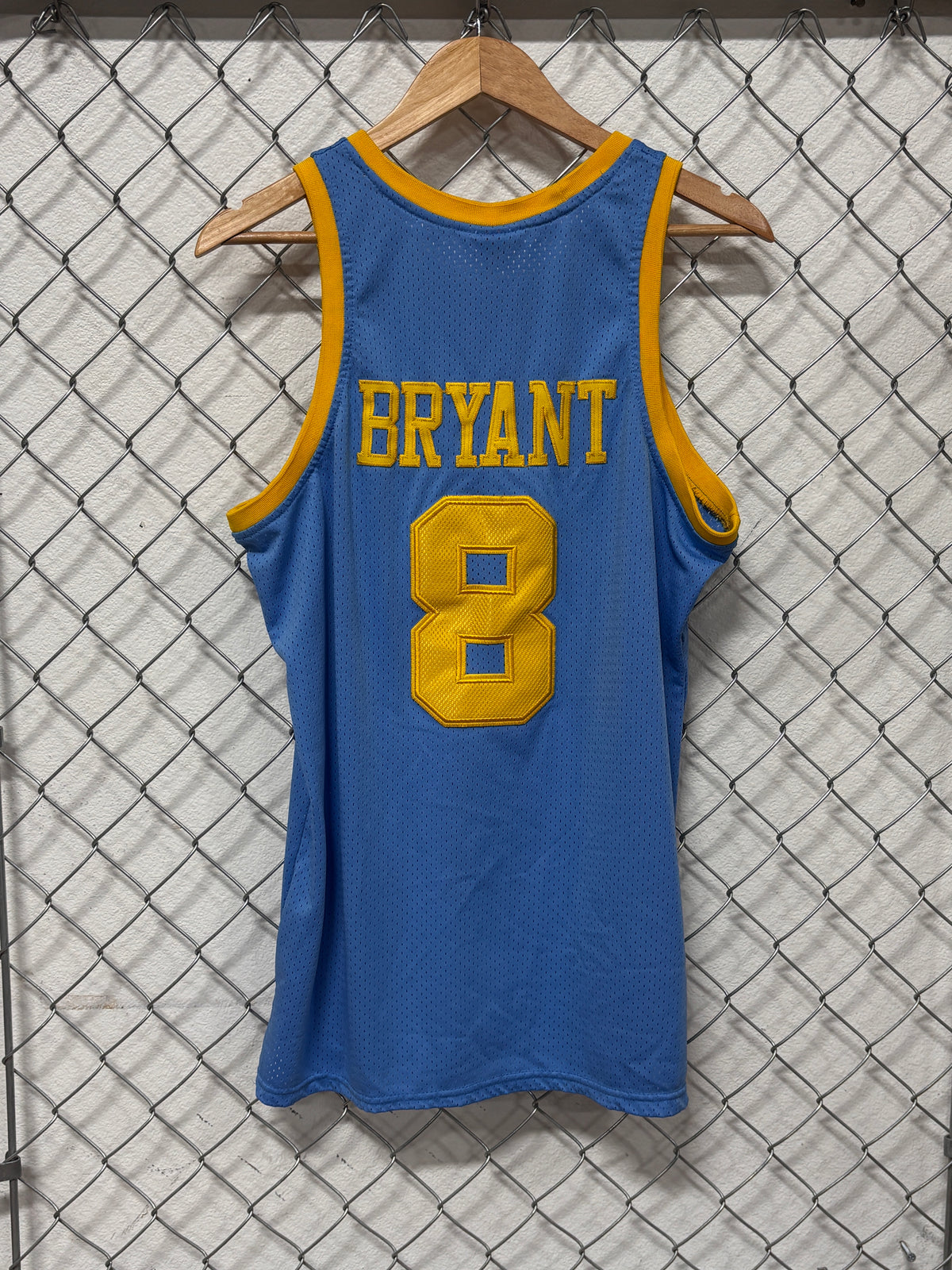 Kobe Bryant MLPS Throwback Lakers Jersey #8 Size Large