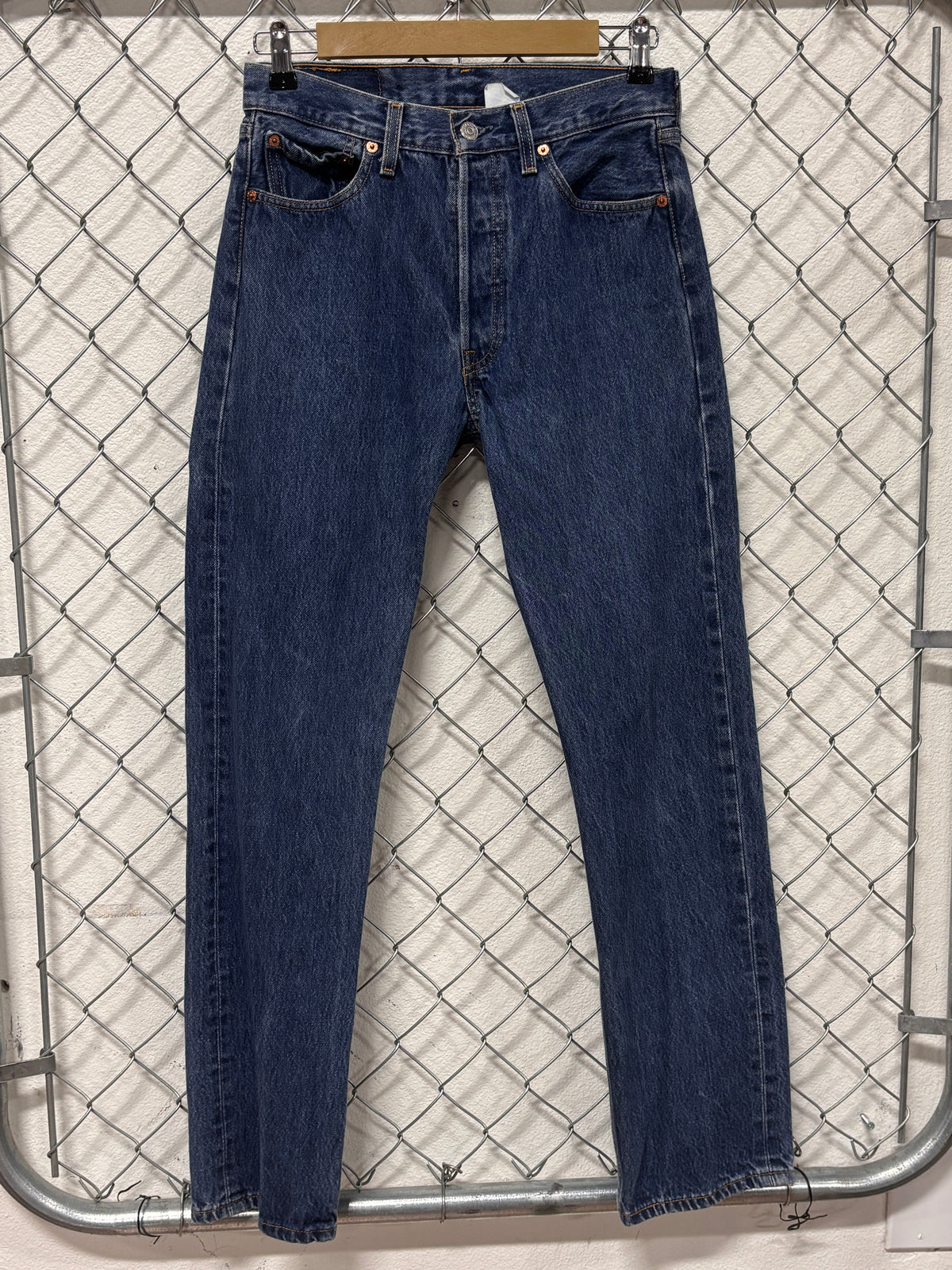 Y2K Levi's 501 Medium Wash Button Fly Denim Jeans Size 29x32