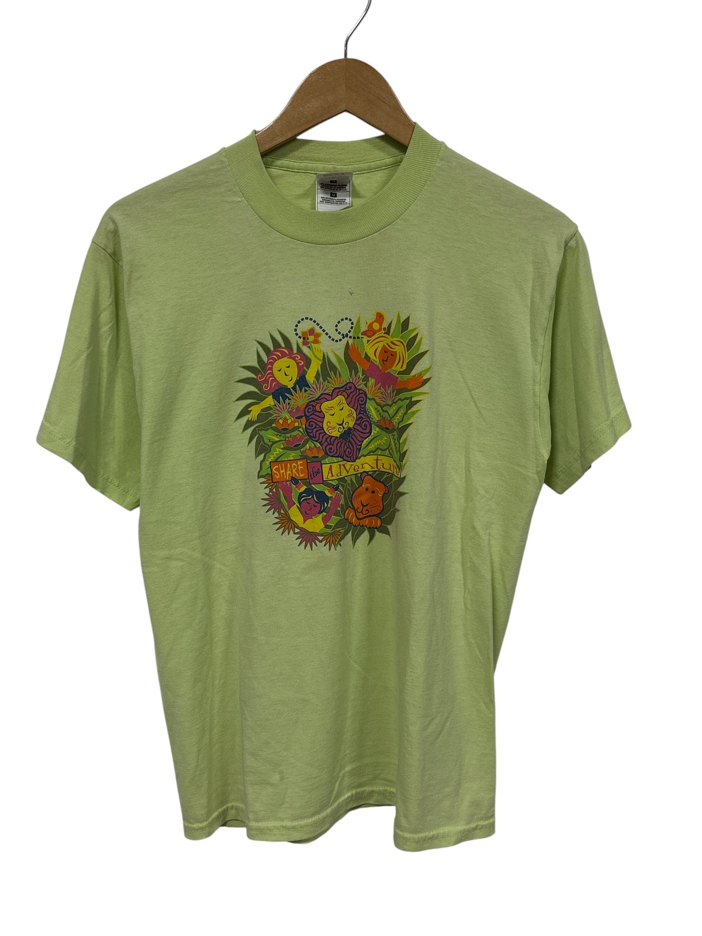 Vintage 90's Share the Adventure Zoo Cartoon Graphic Tee Size Medium