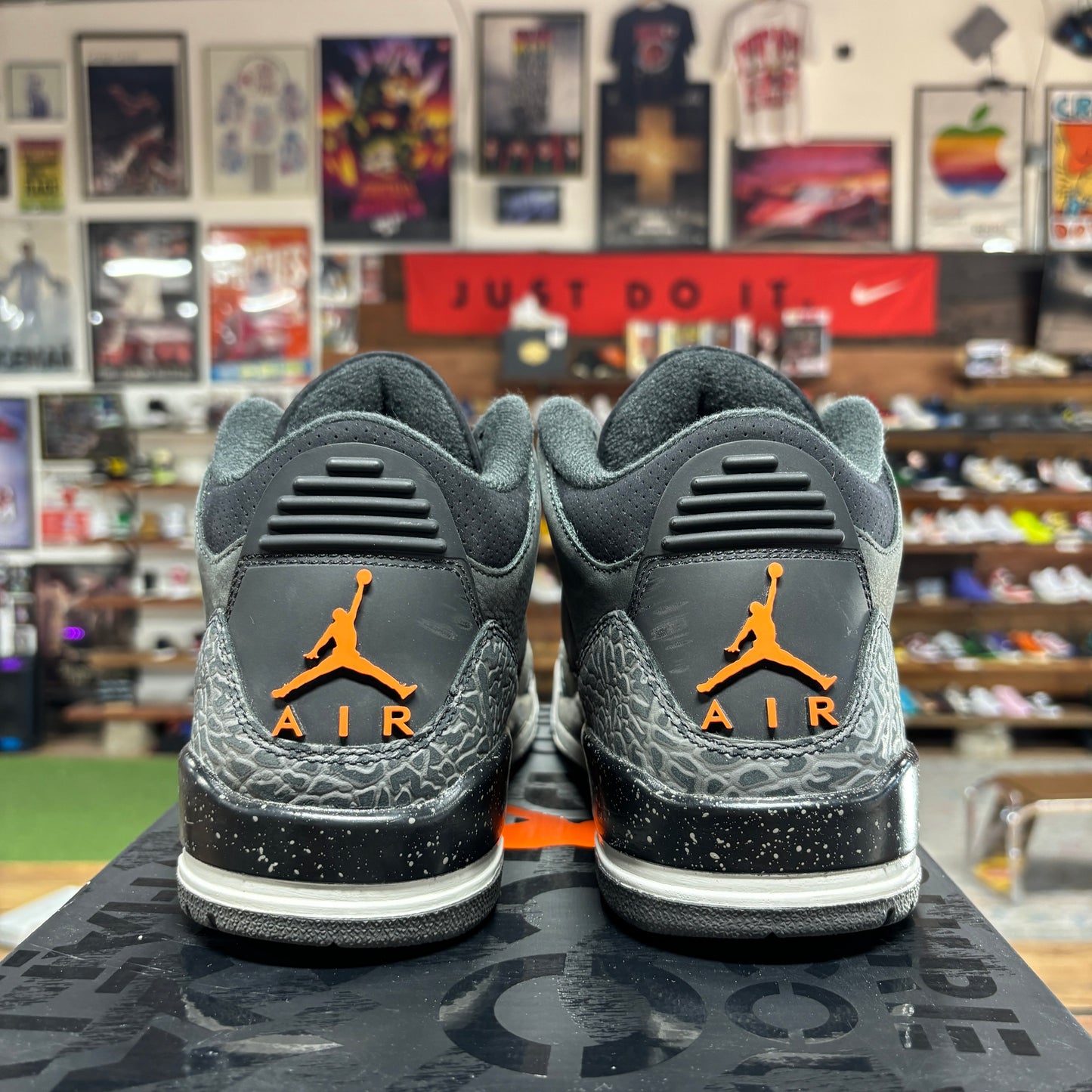 Jordan 3 'Fear' Size 8.5