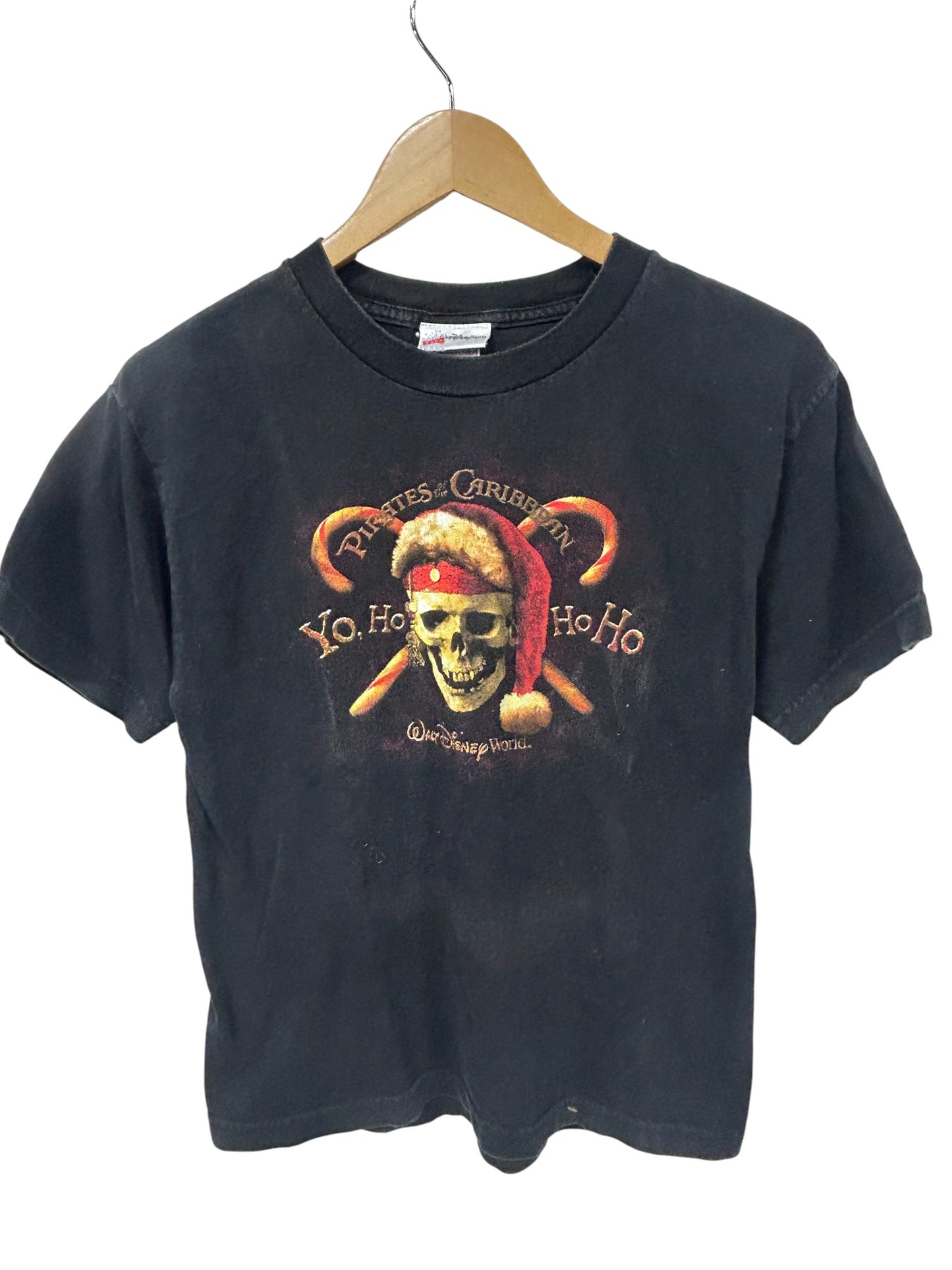 Vintage Y2K Youth Disney Pirates of the Caribbean Tee Size Large
