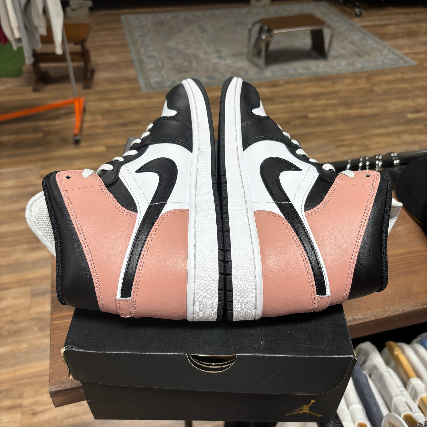 Jordan 1 Mid 'White Rust Pink Black' Size 11