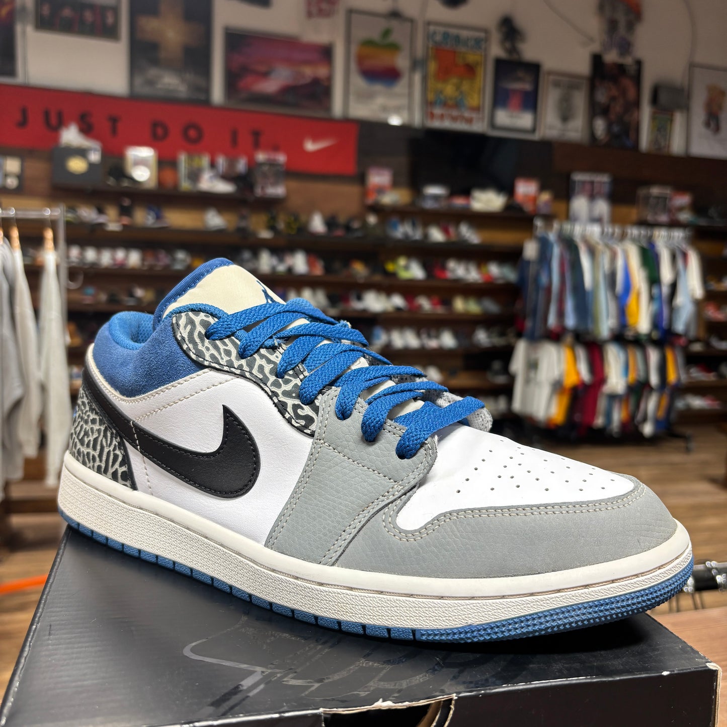 Jordan 1 Low 'True Blue' Size 10