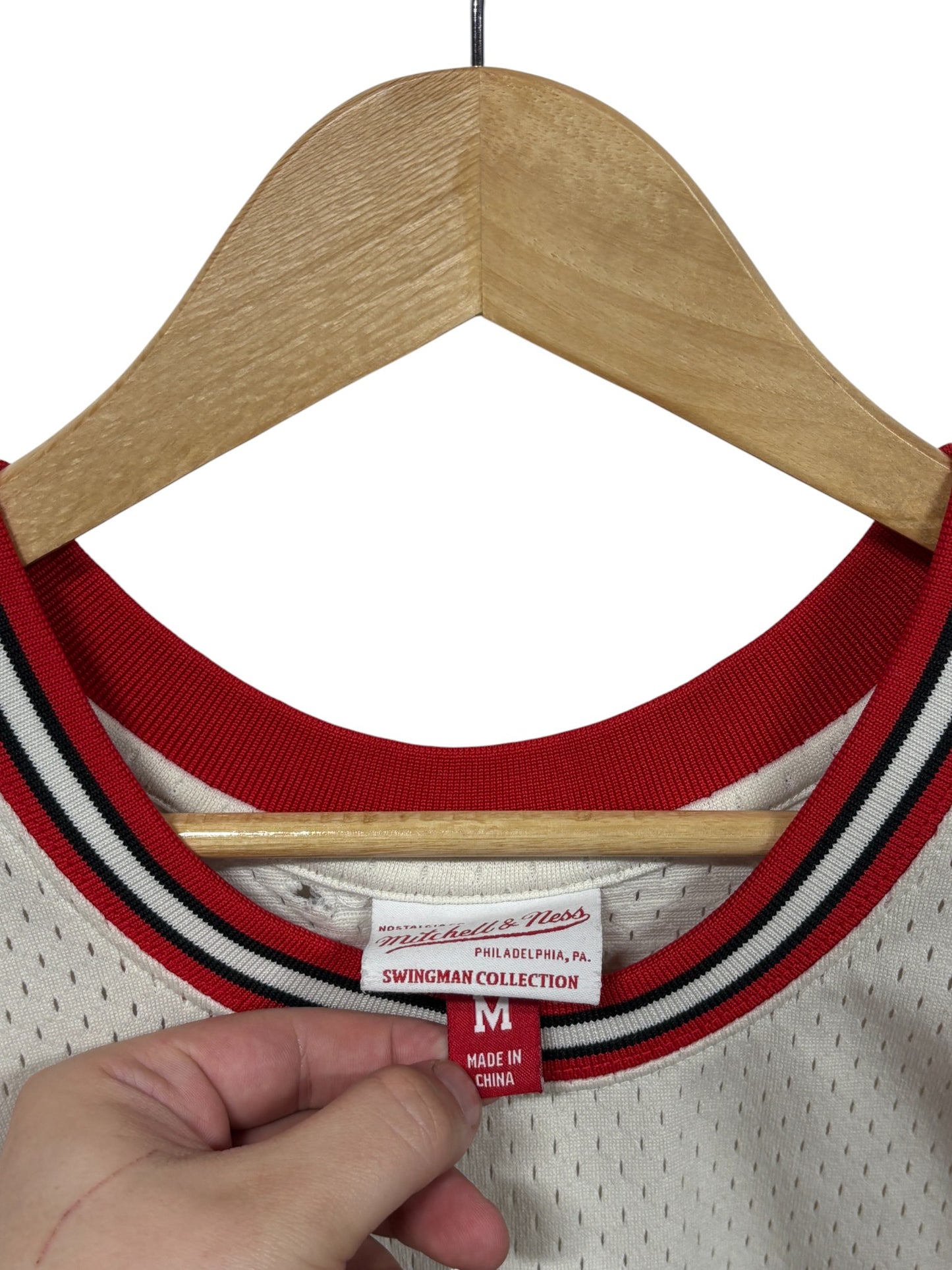 Mitchell & Ness Chicago Bulls Dennis Rodman Swingman Jersey Size Medium