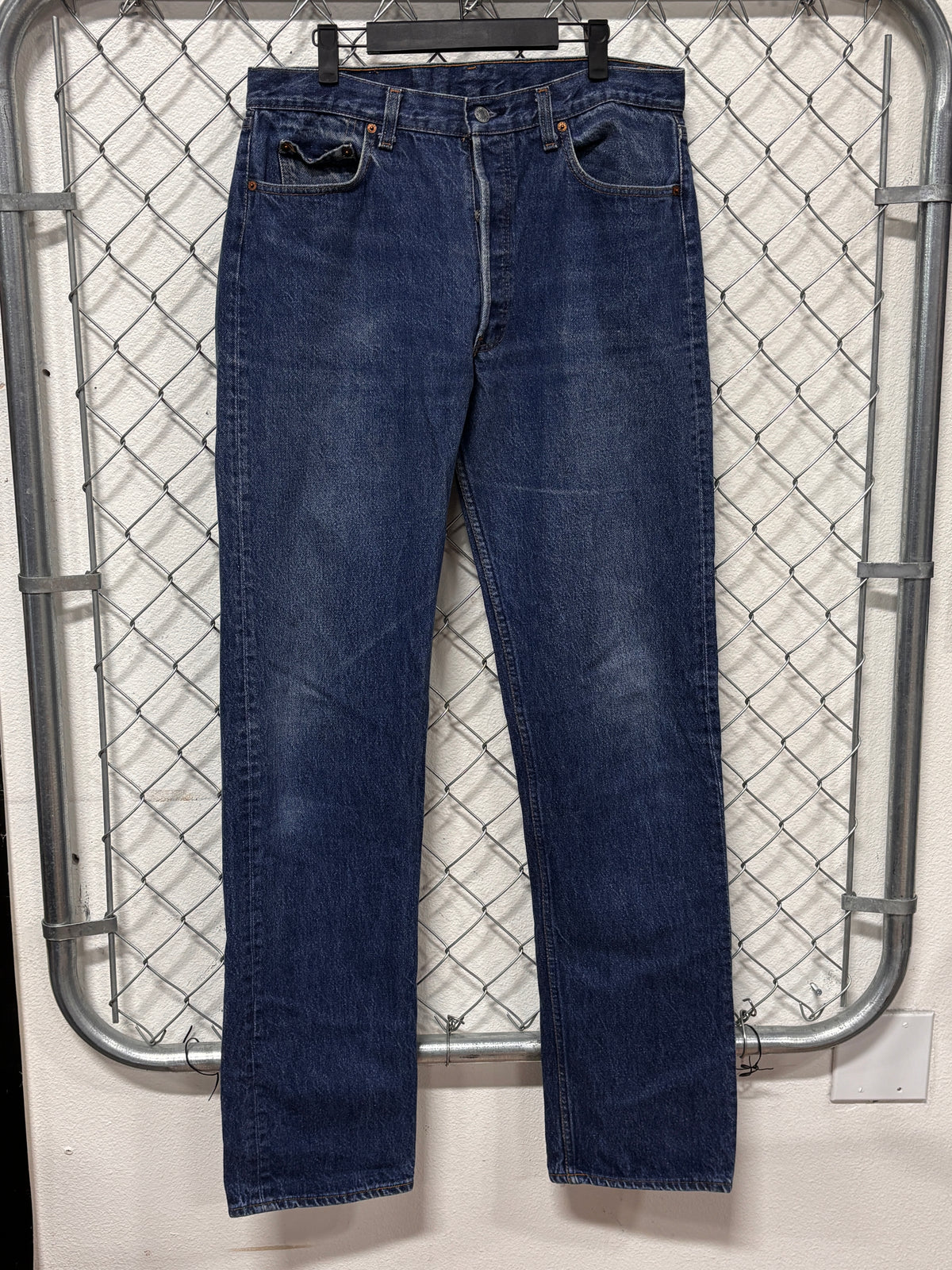 Vintage 80's Levi's 2501-0117 501 Button Fly Denim Jeans Size 33x36