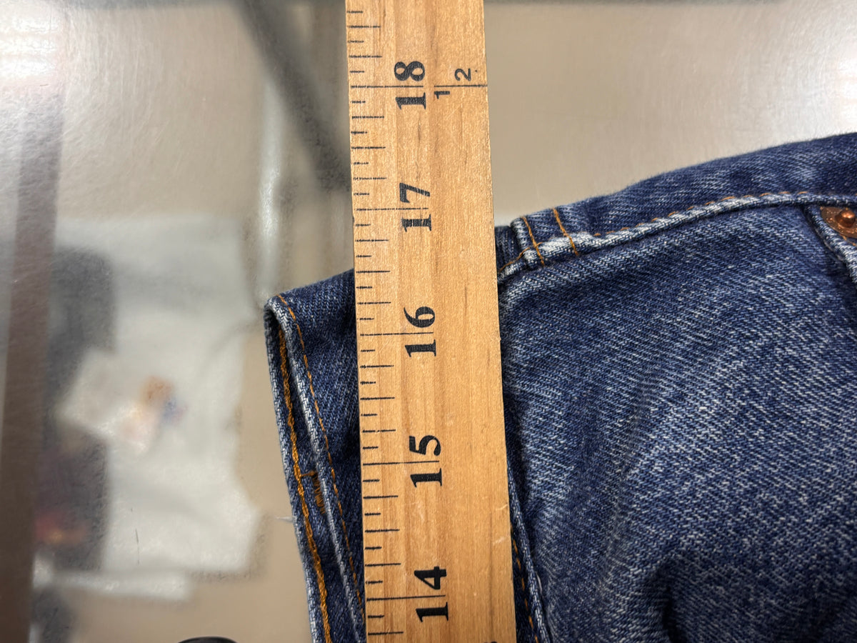 Vintage 80's Levi's 2501-0117 501 Button Fly Denim Jeans Size 33x36