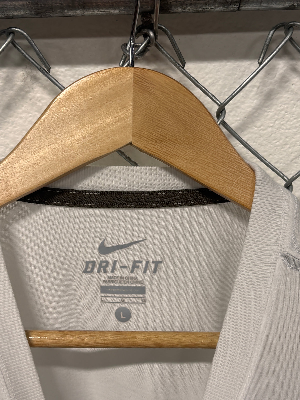 Nike Kobe Bryant Mamba Logo White Dri Fit Tee Size Large