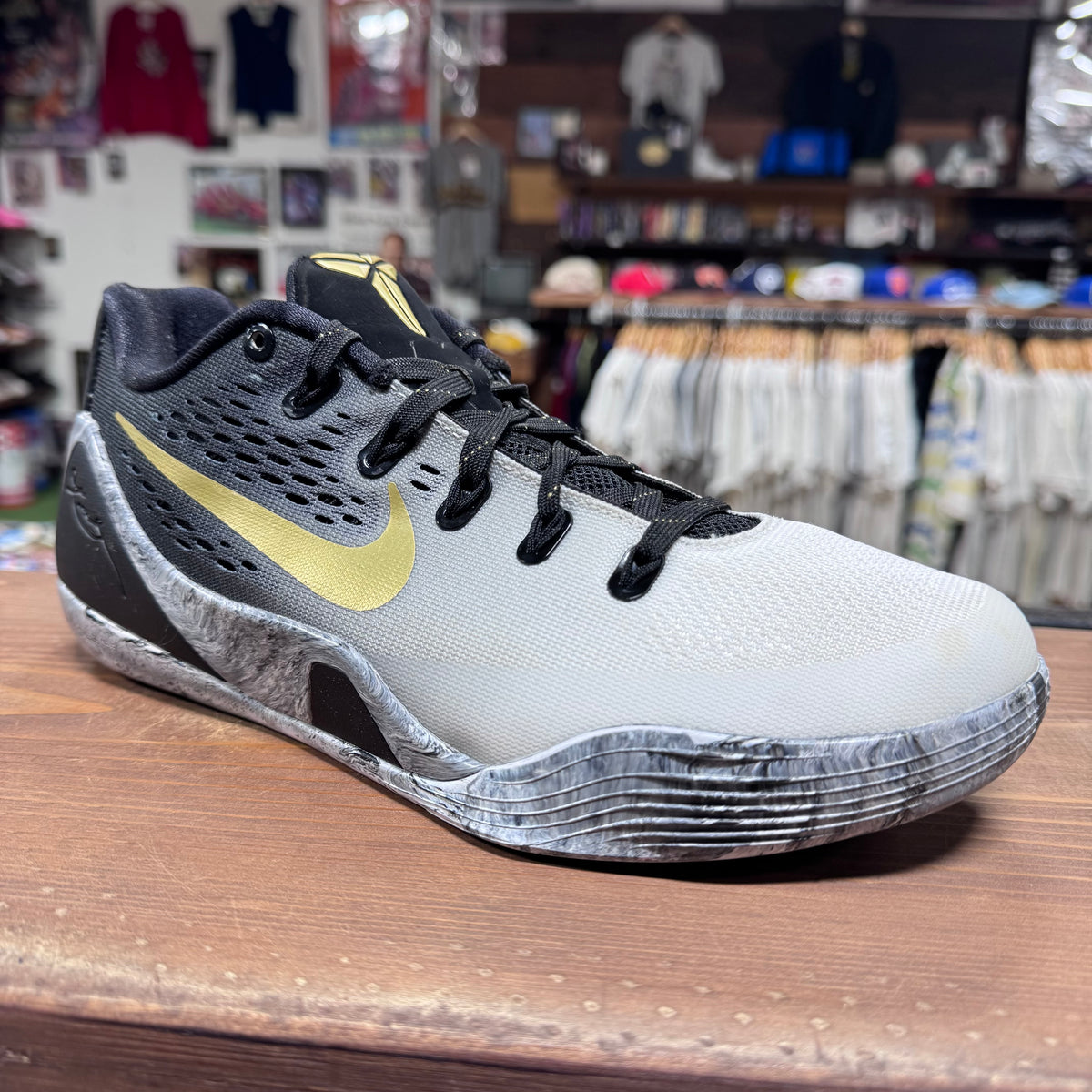 Nike Kobe 9 Protro 'Mambacita' Size 7.5