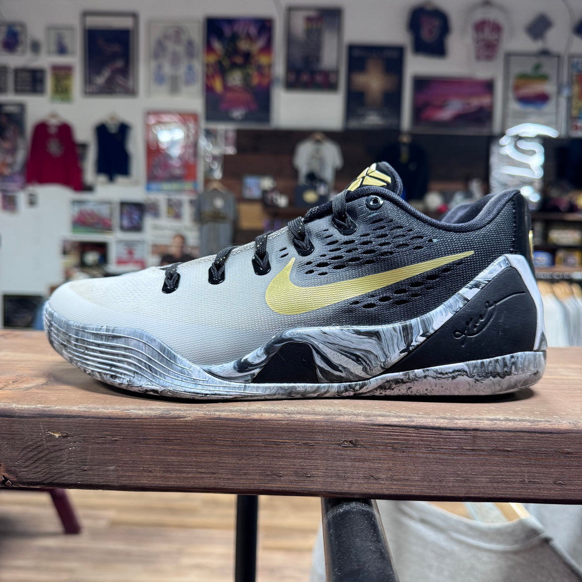 Nike Kobe 9 Protro 'Mambacita' Size 7.5