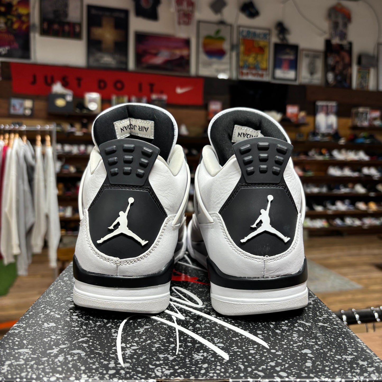 Jordan 4 'Military Black' Size 8