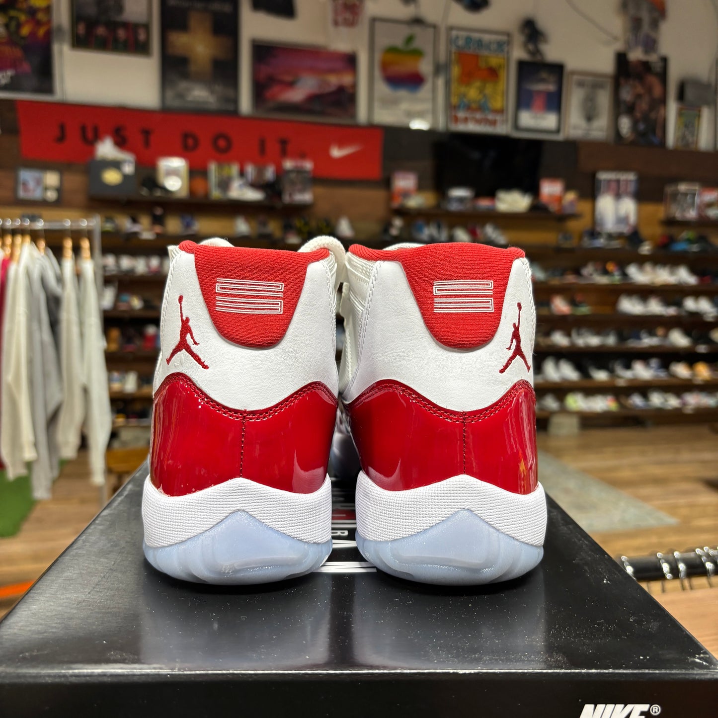 Jordan 11 'Cherry' Size 8