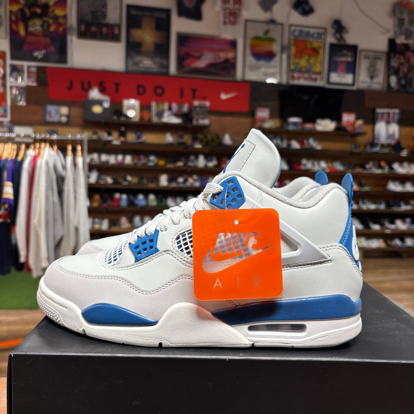 Jordan 4 'Military Blue' Size 8.5