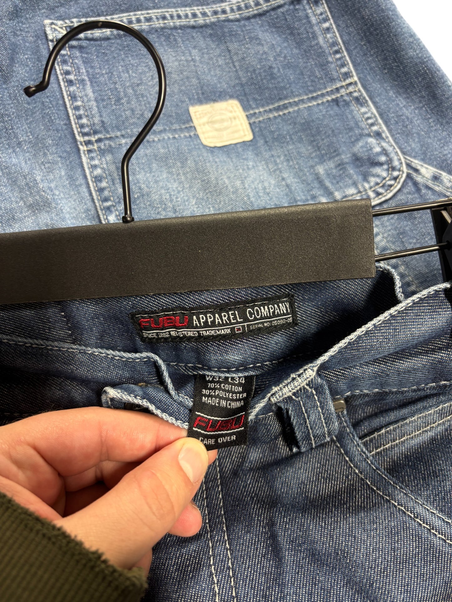Vintage Y2K FUBU Denim Baggy Cargo Jeans Size 32x34
