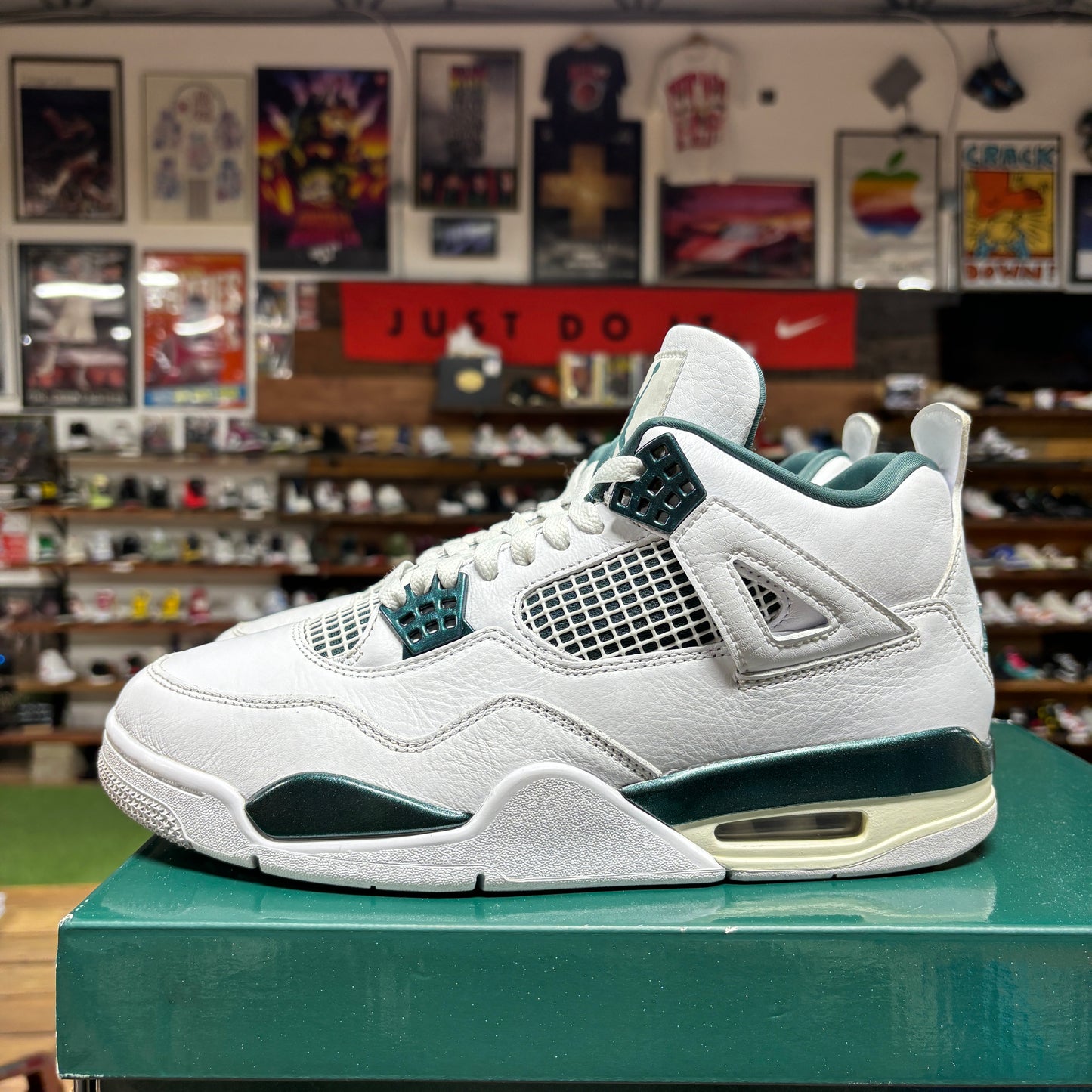 Jordan 4 'Oxidized Green' Size 9.5