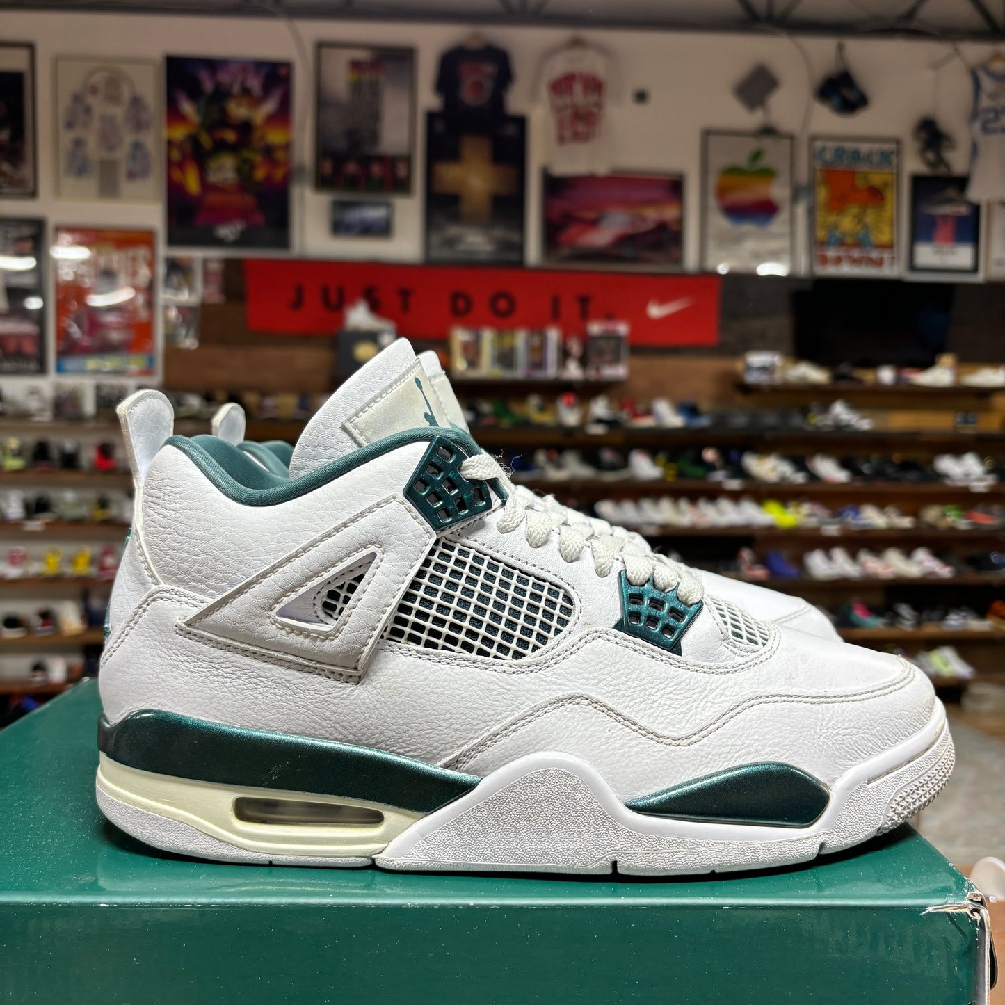 Jordan 4 'Oxidized Green' Size 9.5