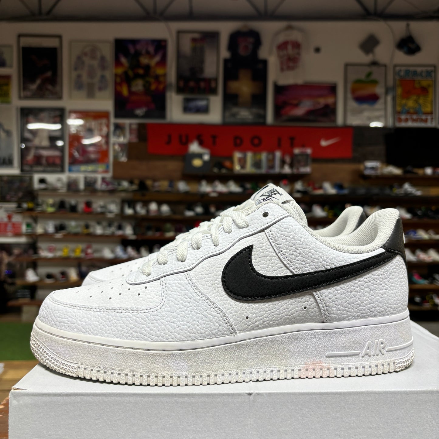 Nike AF1 Low 'White Black' Size 10