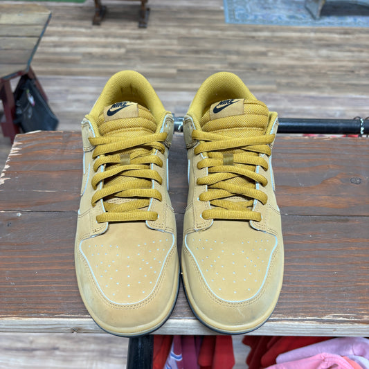 Nike Dunk Low 'Wheat Gum' Size 11