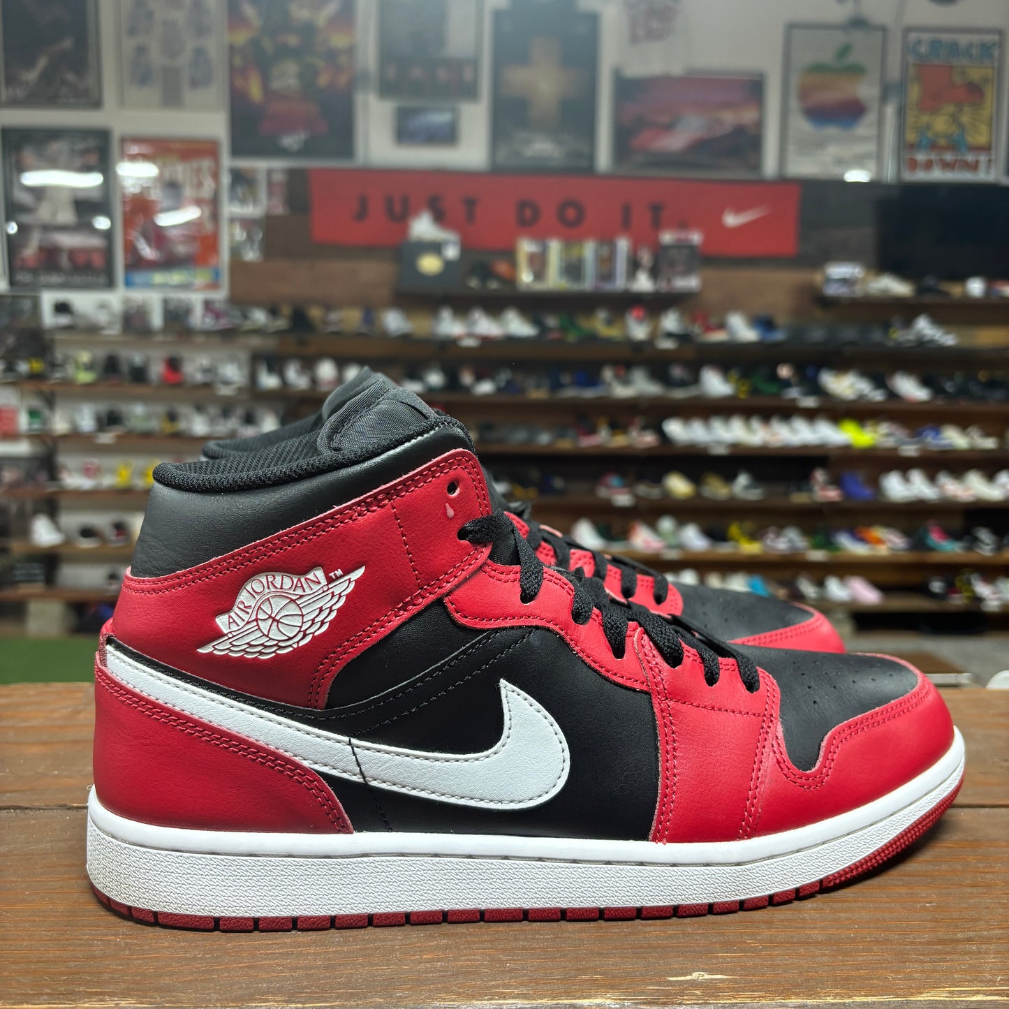 Jordan 1 Mid 'Gym Red Black White' Size 11.5