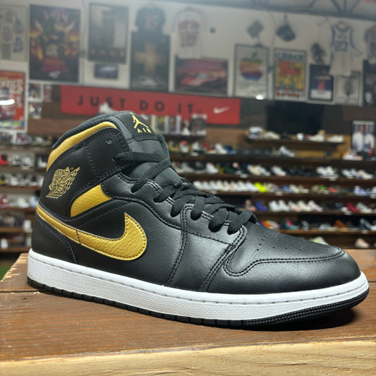 Jordan 1 Mid 'Black Metallic Gold' Size 11