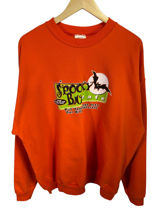 Vintage Spooky Bat Halloween Cafe Graphic Crewneck Sweater Size XL