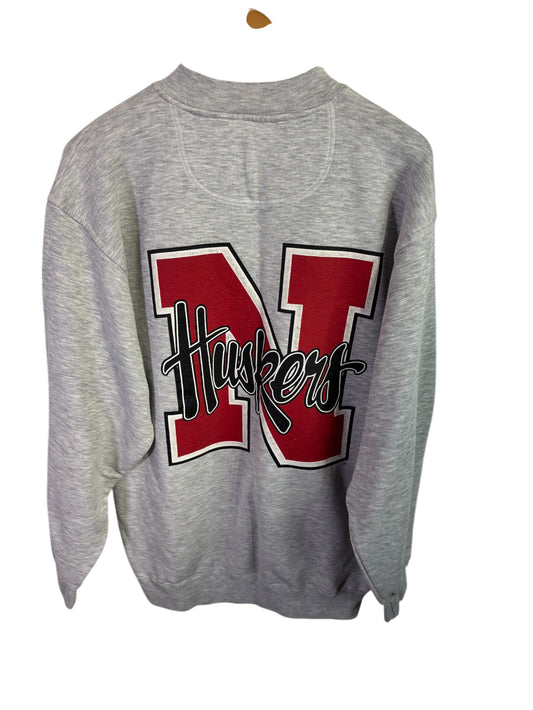 Vintage 90's Nebraska Cornhuskers Helmet Logo Crewneck Size Medium