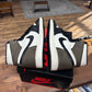 Jordan 1 'Mocha' Size 9.5