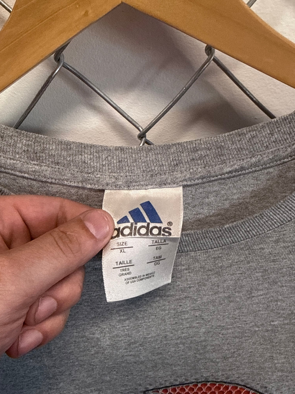 Vintage 90's Adidas Classic Logo Grey Tee Size XL
